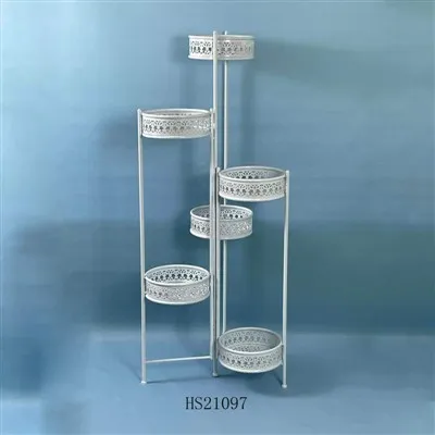 Μεγάλη χρυσή γλάστρα φυτών εσωτερικού χώρου